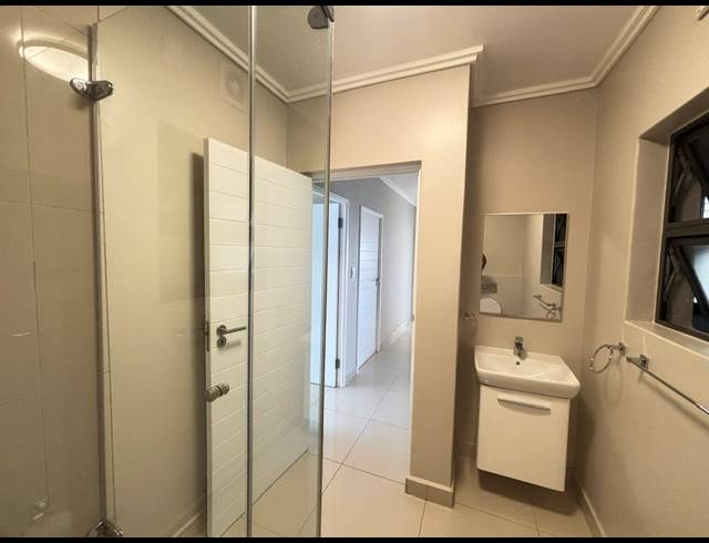 3 BEDROOM APARTMENT FOR SALE IN UMHLANGA RIDGE